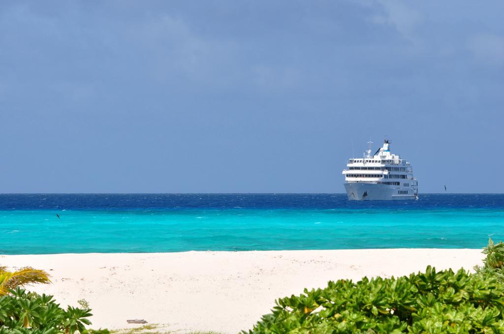 Captain Cook Cruises Fiji Denarau Island المظهر الخارجي الصورة